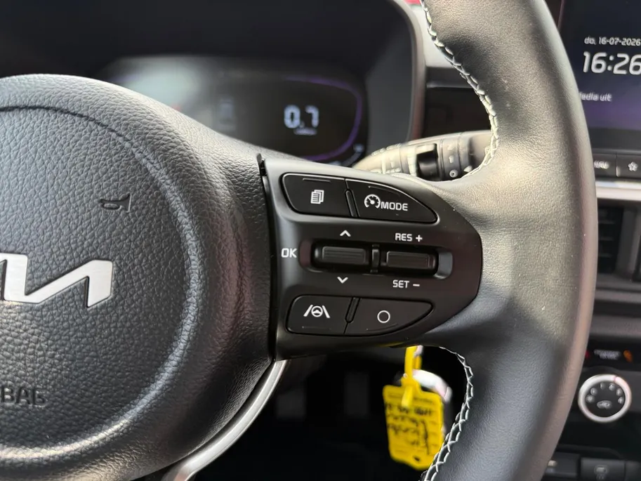 Kia Picanto 1.0 DPI DynamicLine 1e Eigenaar | Cruise control adaptief en stuurhulp | Camera | Navigatie | Carplay & Android Auto | Fabrieksgarantie tot 5-2-2032 + 3x 1 jaar* | NAP
