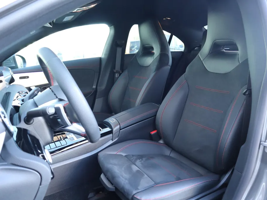 Mercedes-Benz CLA 180 Star Edition AMG Line