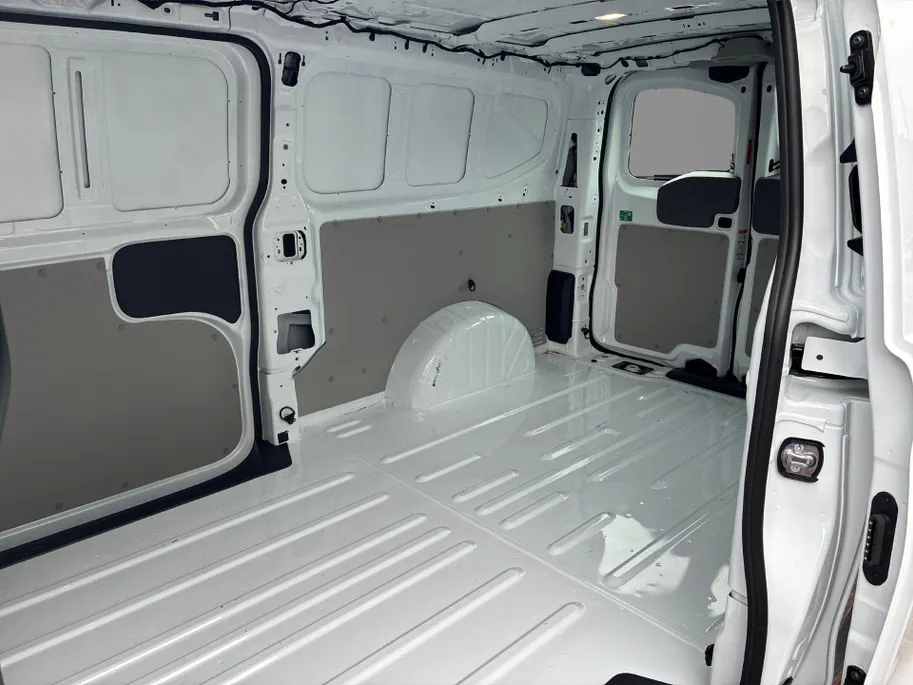 Volkswagen Bedrijfswagens Transporter 2.0TDi 110pk Bestelwagen L2 · Apple Carplay / Android Auto · Schuifdeur links en rechts · Trekhaak · Bijrijdersbank ·