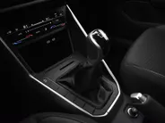Volkswagen Polo Life Edition 1.0 TSI 95 pk 5 versn. Hand · Achteruitrijcamera · regensensor ·