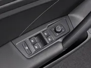 Volkswagen Tiguan 1.4TSIeHybrid 180kW/245PK R-Line Black Style · Panoramadak · Leder · 360°Camera + Parkeersensoren · Stoelverwarming · Elektr. stoelverstelling ·