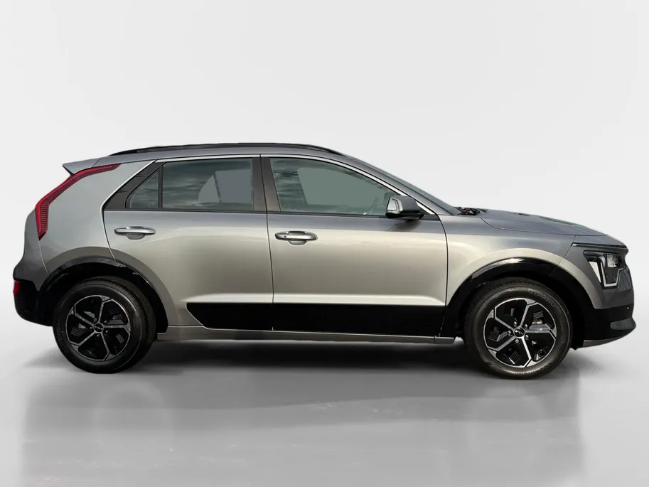 Kia Niro 1.6 GDi Hybrid DynamicLine | Navigatie | Camera | Adaptieve cruise control | Apple Carplay / Android Auto | Parkeersensoren voor en achter | Verbruik 1 op 20!