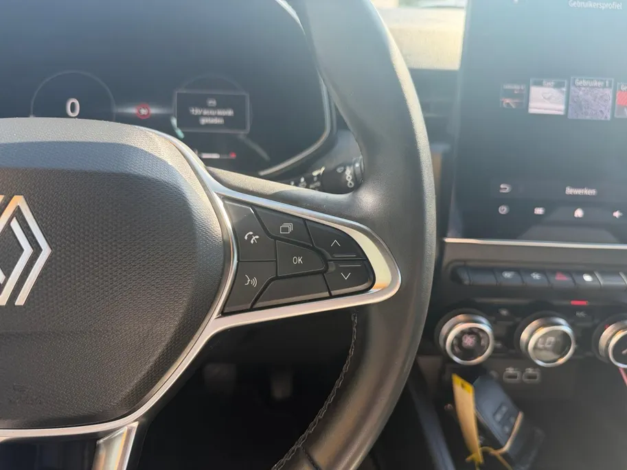 Renault Clio 1.0 TCe 90 GPF techno | Apple Carplay & Android Auto | Navigatie | Parkeersensoren | Bluetooth | Camera | Cruise & Climate Control | 12 Maanden BOVAG Garantie