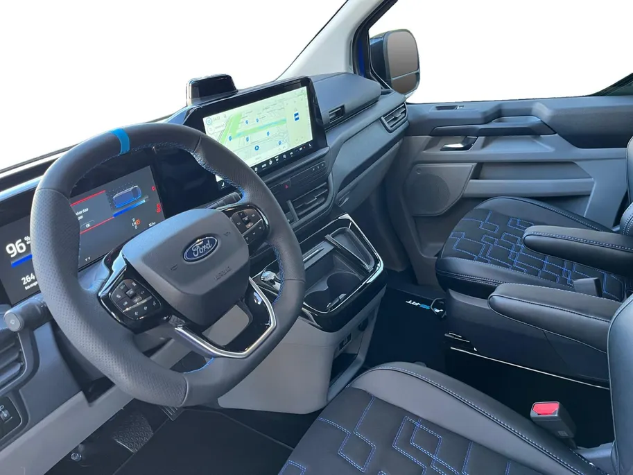 Ford E-Transit Cust. 320 L2H1 MS-RT 71 kWh DC | Te Bestellen | Uniek | Financial lease vanaf 0,99% Rente | 360 Camera | Elek. Schuifdeuren | Elek. Trekhaak | 2300KG Trekgewicht |