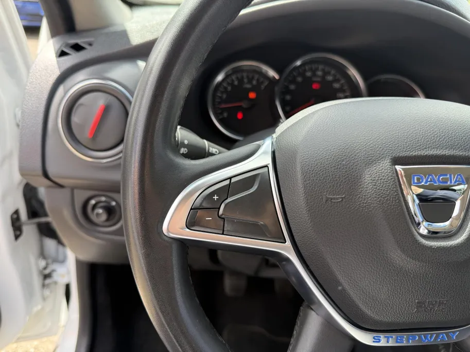 Dacia Sandero 0.9 TCe Tech Road PDC