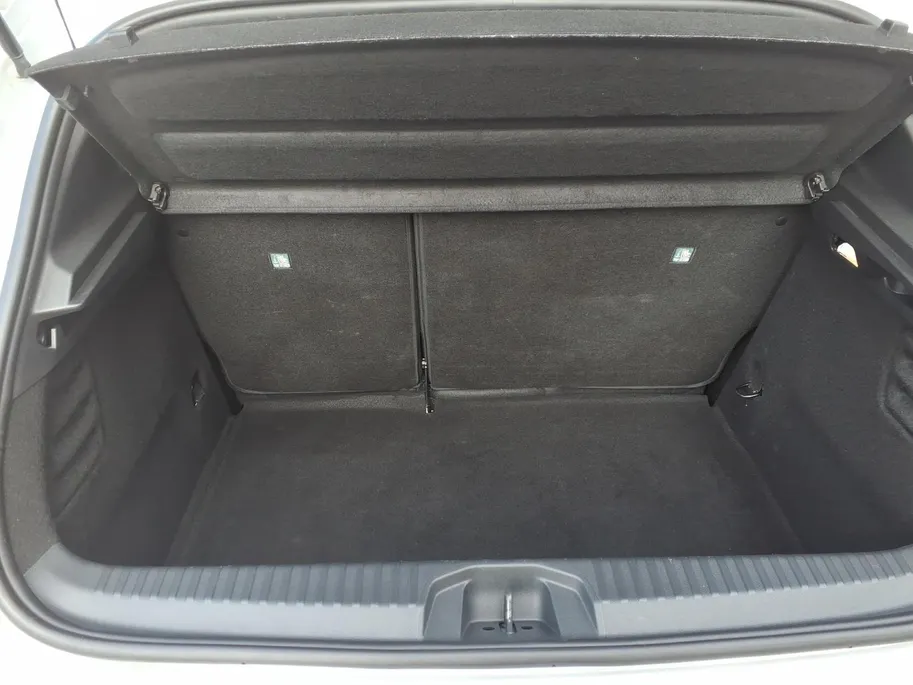 Renault Clio 1.0 TCe 90 Techno Navi+Camera|Climate Control|Keyless Entry|Carplay|Cruise Control|L.M. Velgen| 1 jaar garantie
