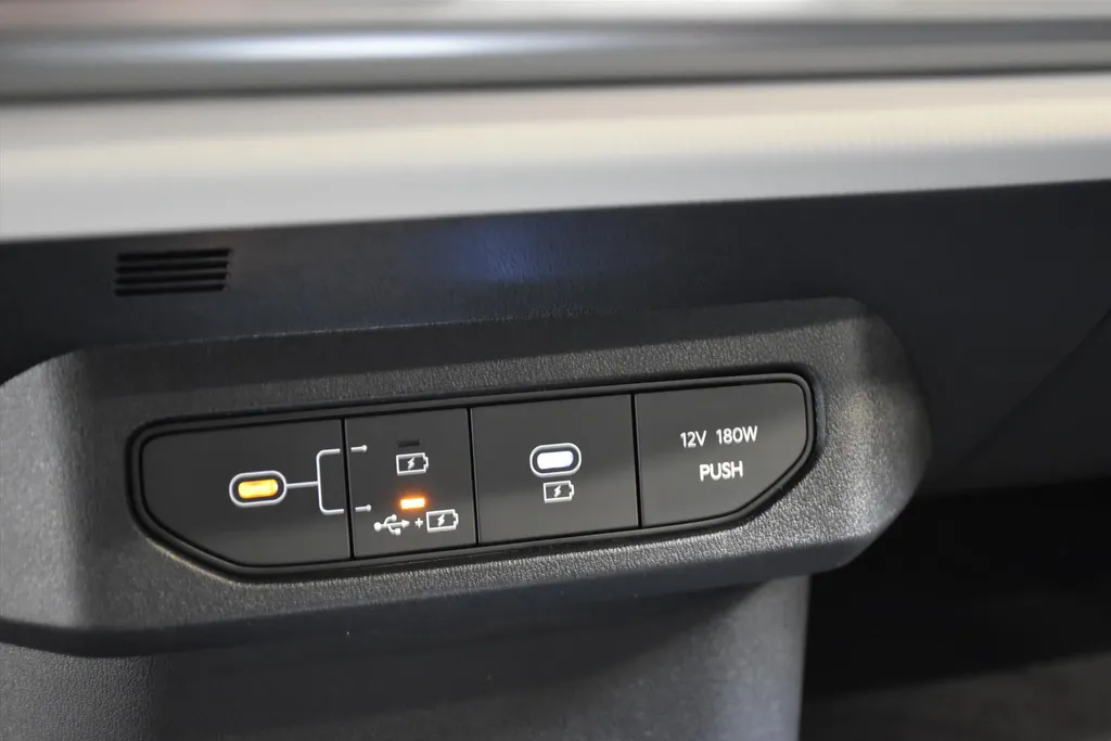 Kia EV4 81,4 kWh 204PK GT-Line Business Edition NIEUW - VOORRAADACTIE