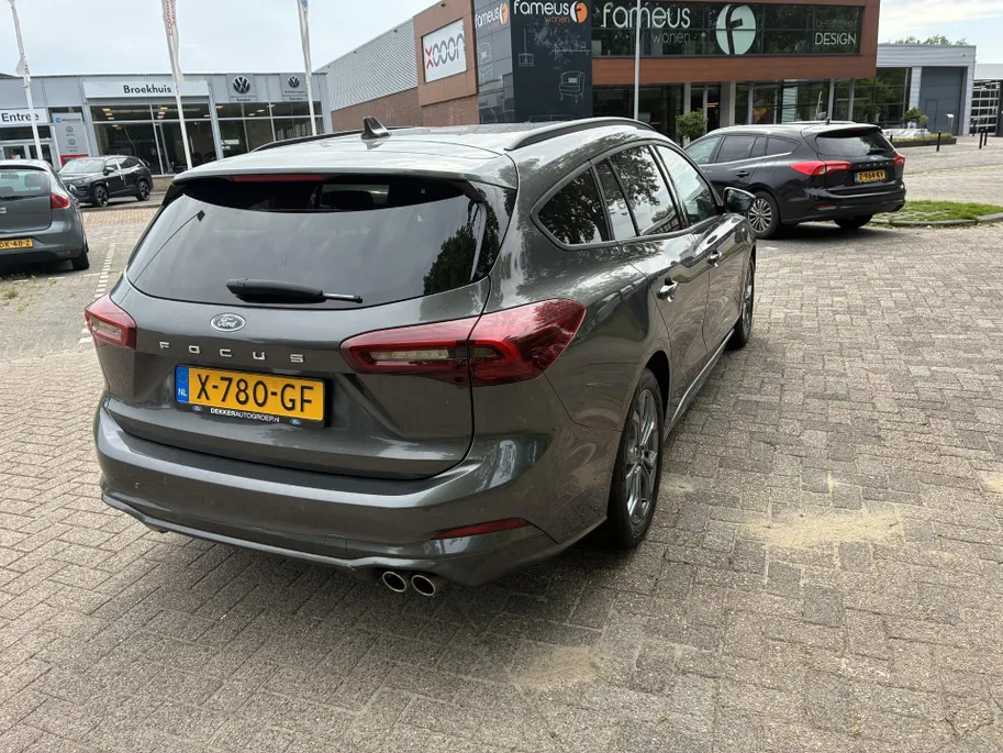 Ford Focus Wagon 1.0 EcoBoost Hybrid ST Line NAVIGATIE GROOTSCHERM.