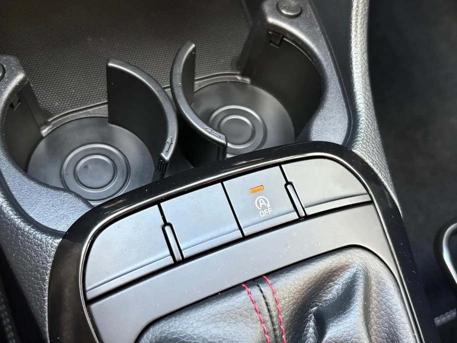 Kia Picanto 1.0 DPi GT-Line Edition | All Season Banden | Camera | Leder | Apple Carplay | Android Auto | Navi | Lichtmetalen Velgen |