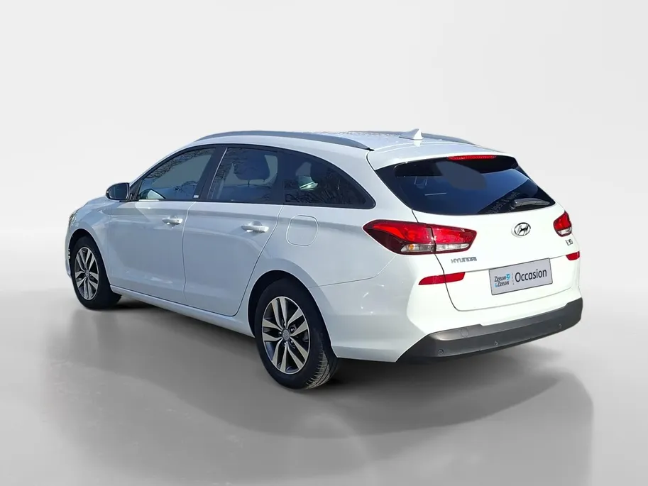 Hyundai i30 Wagon 1.0 T-GDI Comfort | Navigatie | Cruise | NU Rijklaarprijs! Incl.12 Maanden, APK, Onderhoudsbeurt etc! Premiumpakket gratis!