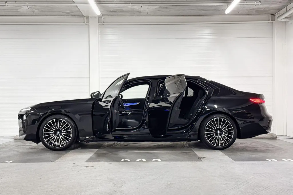 BMW i7 eDrive50