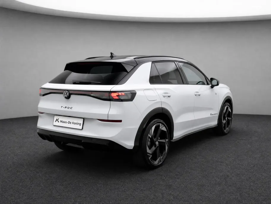 Volkswagen T-Roc R-Line First Edition 1.5 eTsi 150 pk 7 versn. DSG