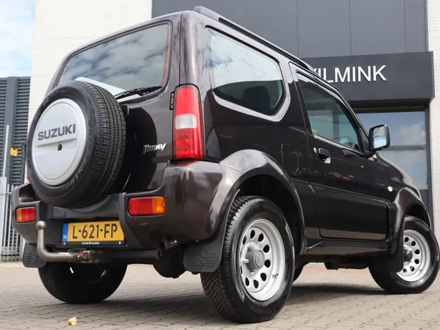Suzuki Jimny 1.3 Exclusive Automaat | 4X4 | All Seasons | Airco | Trekhaak