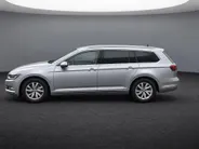 Volkswagen Passat Variant 1.4 TSI 125pk Comfortline Business · Trekhaak · Apple/Android Car Play · Navigatie · Clima · Elek. kofferbakklep ·