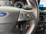 Ford EcoSport 1.0 EcoBoost ST-Line | Stoel/Stuur/Voorruitverwarming | Parkeersensoren Achter | Apple/Android Carplay | Half Leder |