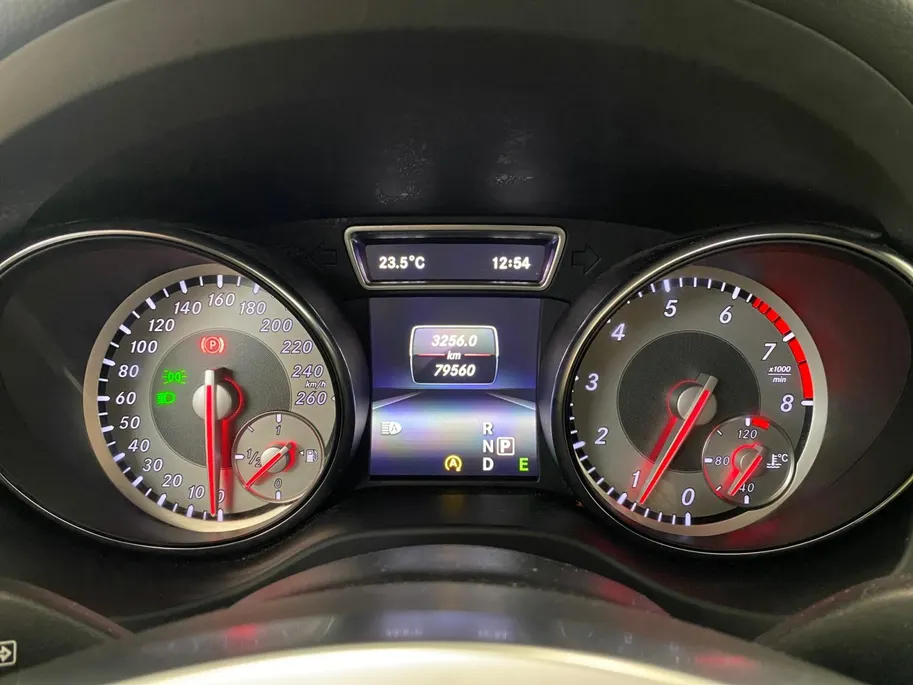 Mercedes-Benz GLA 250 AUTOMAAT | PRESTIGE | AMG-LINE | NL-AUTO |