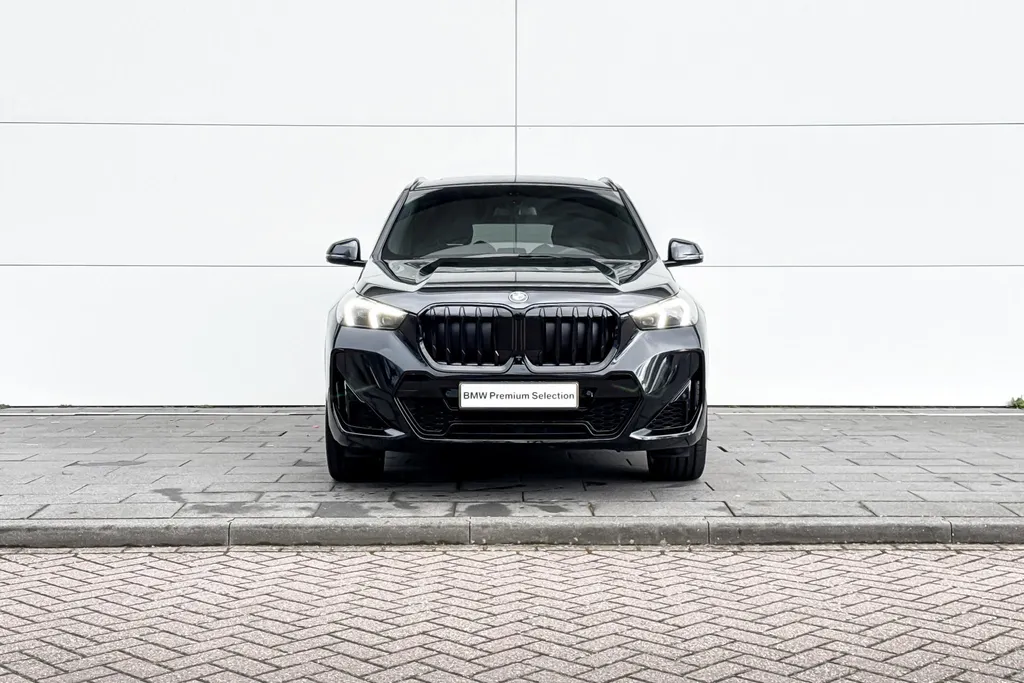 BMW X1 xDrive23i