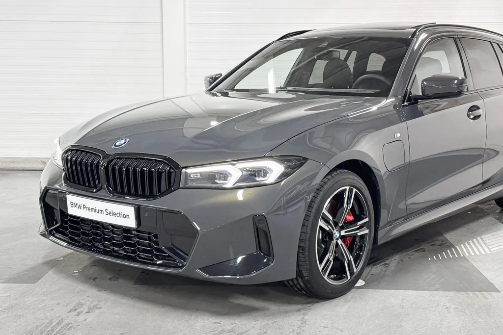 BMW 3 Serie Touring 330e