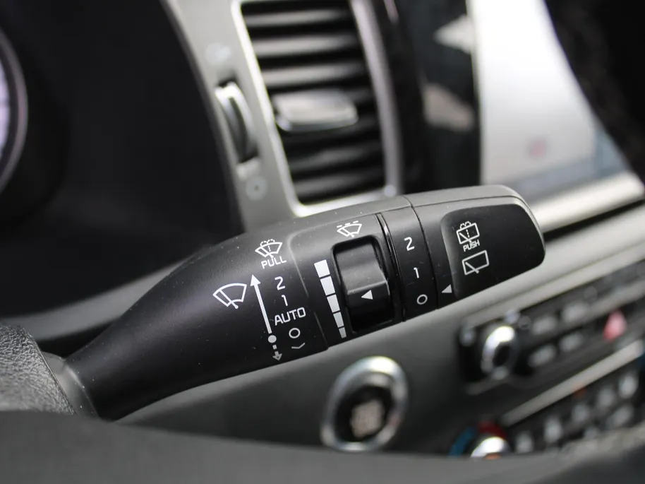Kia Niro 1.6 GDi Hybrid ExecutiveLine | Trekhaak | Stuur-/stoelverwarming + ventilatie | Camera | Cruise adapt. | 18' LM | Leer | JBL audio |