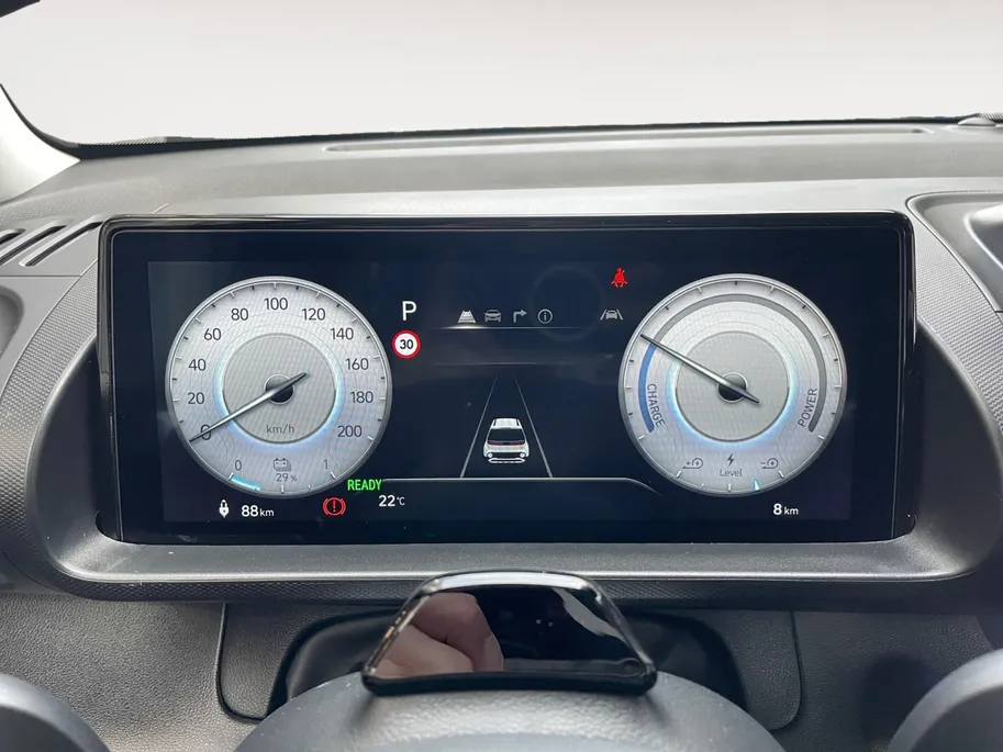 Hyundai Inster Evolve 49 kWh | Nieuw | Uit voorraad leverbaar | Zeer compleet | 360 km range | 360 graden camera | Hyundai Rotterdam - Noord |