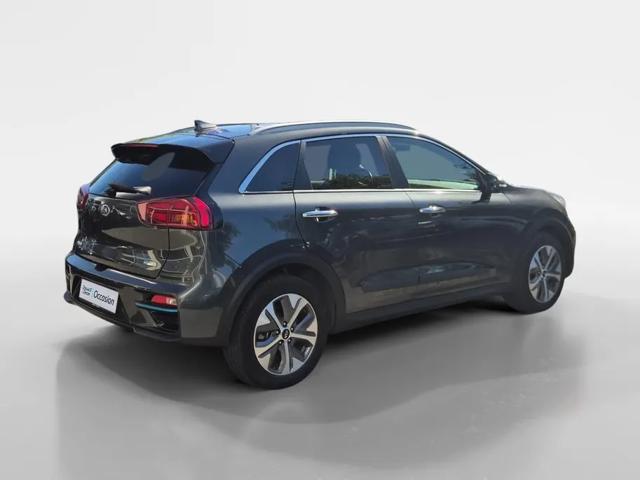 Kia e-Niro DynamicPlusLine 64 kWh | Airco | Navi | Camera | Stoelverwarming | Stuurverwarming | Schuifdak |