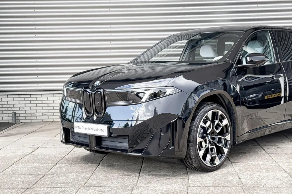 BMW iX3 40 eDrive 83 kWh