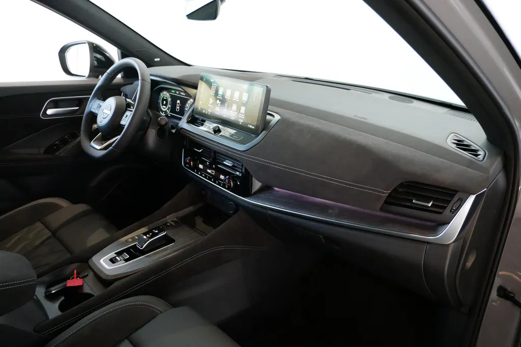 Nissan QASHQAI 1.5 e-Power Tekna Plus |360grd Camera|Navigatie|Pro-pilot|Stoelgeheugen|Bose audio|Nappa lederen bekleding|Two-tone kleurstelling|Parkeersensoren voor en achter|Cold Pack| Panoramisch glazendak|