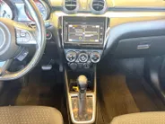 Suzuki Swift 1.2 Style Smart Hybrid AUTOMAAT | Trekhaak | Climate Control | Camera | Navigatie | Stoelverwarming