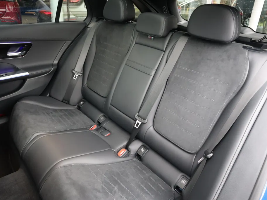 Mercedes-Benz C-Klasse Estate 300 e Business Solution AMG