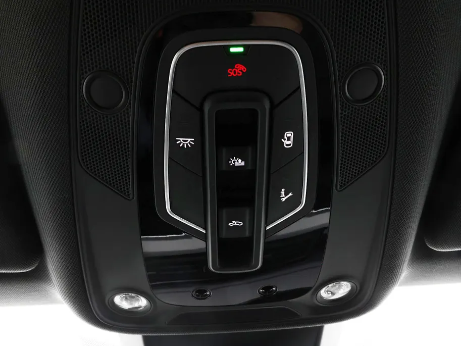 Audi e-tron 55 408pk Quattro S edition 95 kWh · SOH 95,6% · Panoramadak · 360 Camera · B&O Audio · Stoelverwarming · Luchtvering · 21'' Inch ·
