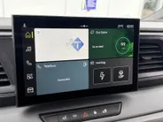 Renault Master E-Tech T35 L2H2 Advance Long Range 87 kWh Automaat | NIEUWE AUTO - DIRECT LEVERBAAR! | Camera | Climate Control | Cruise Control | Apple CarPlay/Android Auto | Full LED | Licht & Regen Sensor | Parkeersensoren |