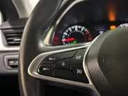Renault Captur 90PK TCe Zen | Trekhaak | Lichtmetalen Velgen | Privacy Glass | Apple CarPlay/Android Auto | Airco | Cruise Control | Armsteun | Elektrsiche Ramen & Spiegels |