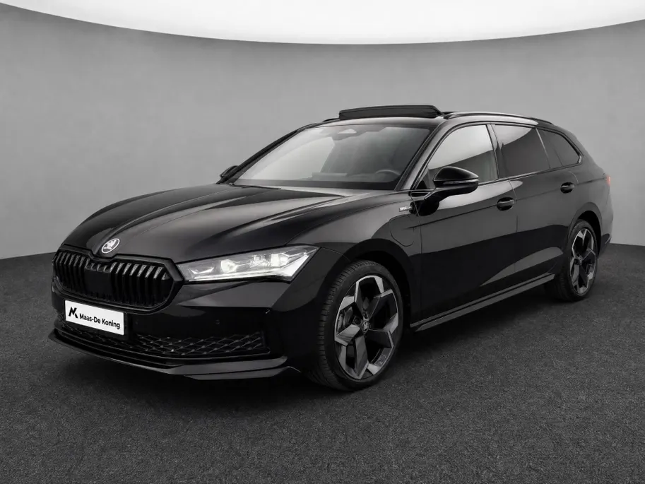 Škoda Superb 1.5TSI 150kW/204PK PHEV Sportline Business · Leder · Panoramadak · Apple/Android Car Play · Garantie t/m 05-09-2027