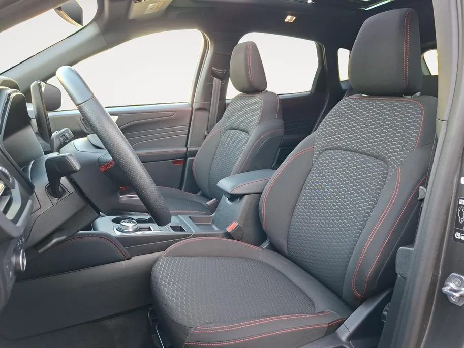 Ford Kuga 2.5 PHEV ST-Line | Winterpack | Trekhaak | Kantel / schuifdak | 2100kg trekgewicht | NL auto