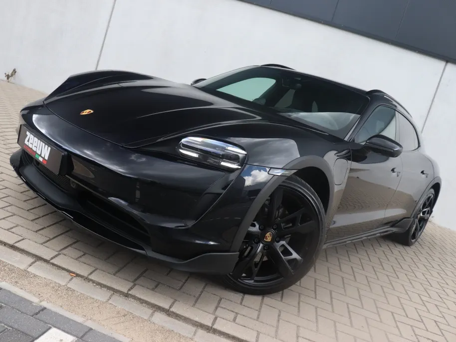 Porsche Taycan Cross Turismo 4S 93 kWh | Pano | Luchtvering | Sport Chrono | HUD | 21' GTS