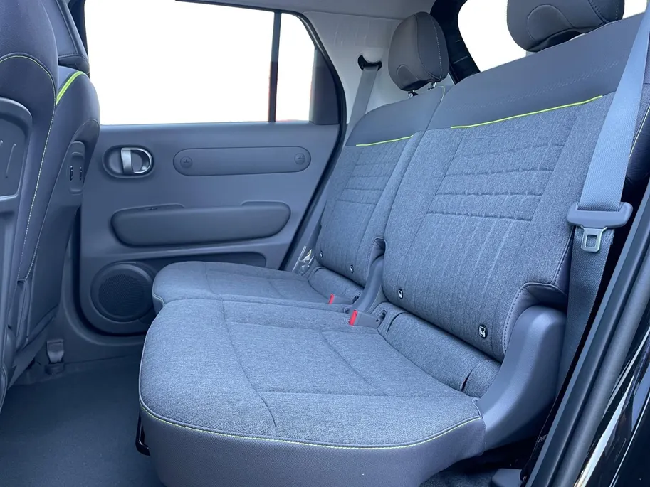 Hyundai Inster Cross Sky Plus 49 kWh | Z&Z Topdeal! | Van € 33.875,-, nu voor €31.375,-