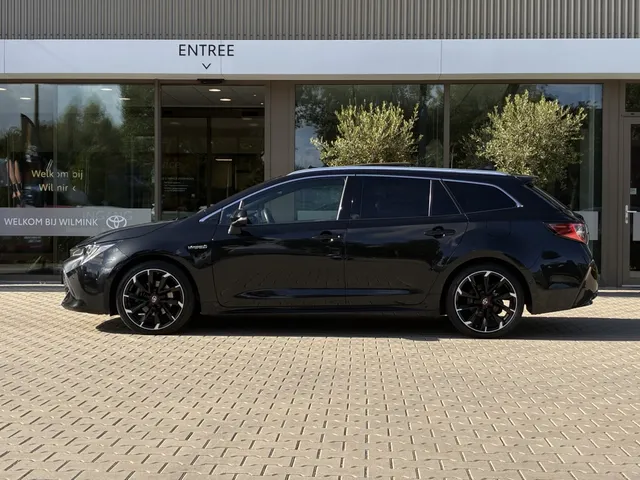 Toyota Corolla Touring Sports 2.0 Hybrid GR-Sport | Panoramadak | JBL | Trekhaak