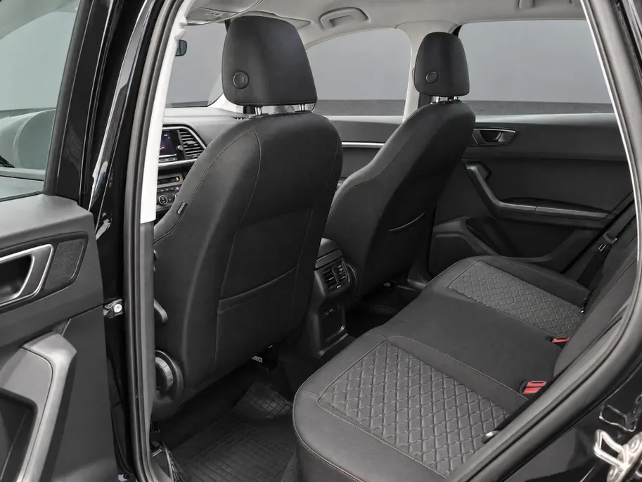 SEAT Ateca 1.5TSI/150PK DSG FR FL · Apple/Android Car Play · Camera + Parkeersensoren · Stoel- & Stuurverwarming · Garantie t/m 22-05-2026