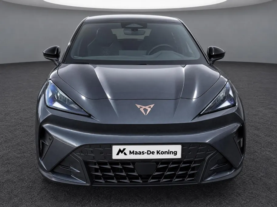 CUPRA Raval Business First Edition 56 kWh 211 PK l Elektrische stoelen l Stoel & stuurverwarming l Levering eind december