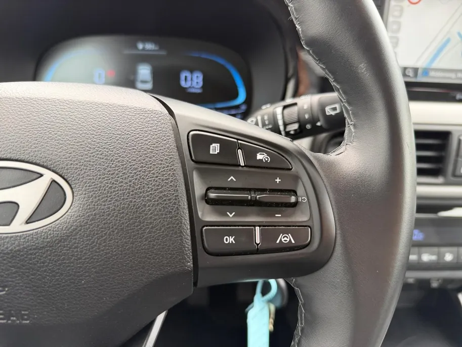 Hyundai i10 1.0 Premium | Climate Control | Achteruitrijcamera | Navigatie | Parkeersensoren achter | Apple Carplay/ Android Auto