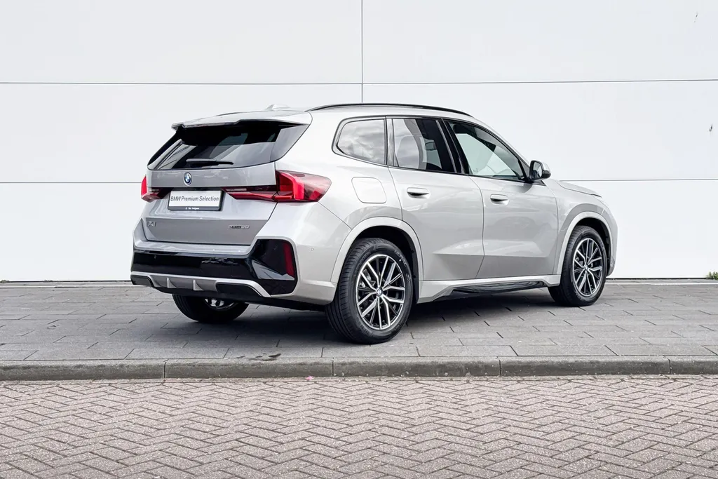 BMW iX1 eDrive20 67 kWh M Sport Edition
