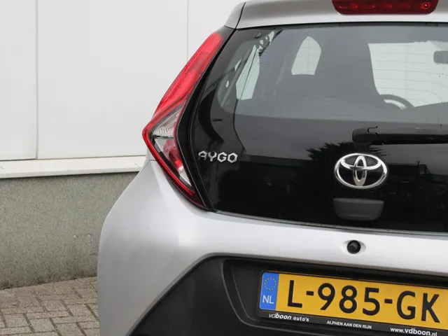 Toyota Aygo 1.0 VVT-i x-fun | Airco | Lm-Velgen