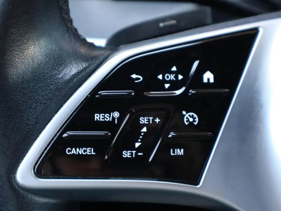 Mercedes-Benz C-Klasse Estate 200 Launch Edition Luxury Line l Keyless l Achteruitrij camera l Stoelverwarming l Leder
