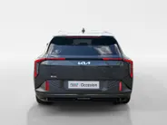 Kia EV4 Plus 81.4 kWh | Achteruitrijcamera | Stoel/stuurverwarming | Apple carplay / Android auto |