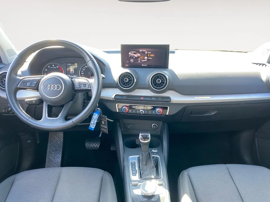 Audi Q2 35 TFSi S-Tronic autom. Pro Line Nederlandse auto | Trekhaak | Pano Dak | Climate Control | Cruise Control | DAB | BOVAG | etc.