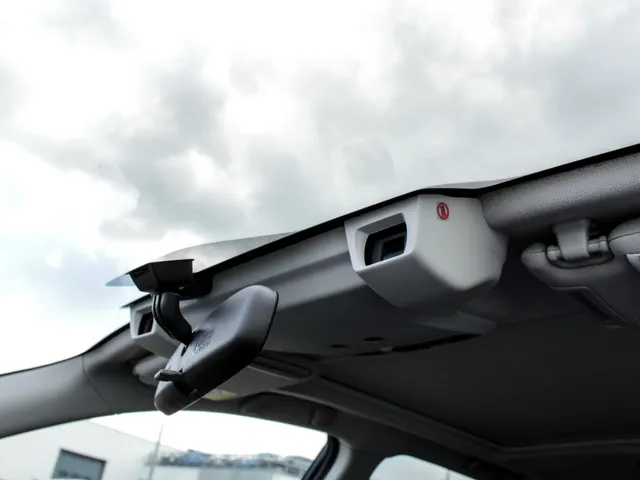 Subaru Forester 2.0 Premium Automaat | Navi | Cruise | Leder | Panodak | Lm-Velgen | Trekhaak