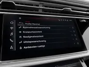 Audi Q7 55 TFSIe 280kW/381PK quattro S Line · Panoramadak · Trekhaak · Luchtvering · 360gr camera · Dodehoeksensor · 21'' · Servosluiting · Adaptive Cruise Control ·