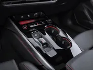 Audi A5 2.0 e-hybrid quattro S edition Competition 367 PK · Tech pro · Panorama-glasdak · B&O premium 3D · Head-up display