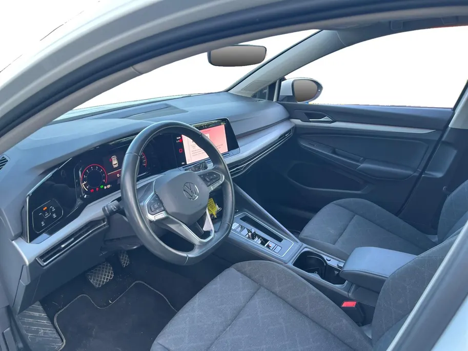 Volkswagen Golf Variant 1.0 eTSI Life Business LED | CarPlay | Parkeersens. | Adapt. cruise control | Digitaal cockpit | Etc.