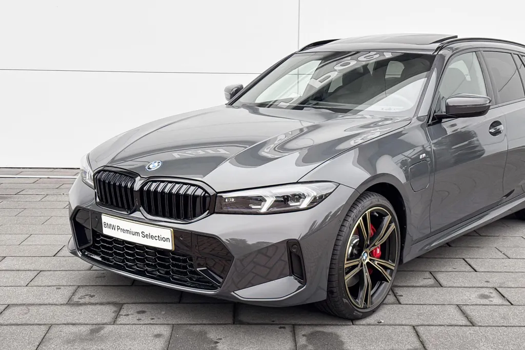 BMW 3 Serie Touring 330e